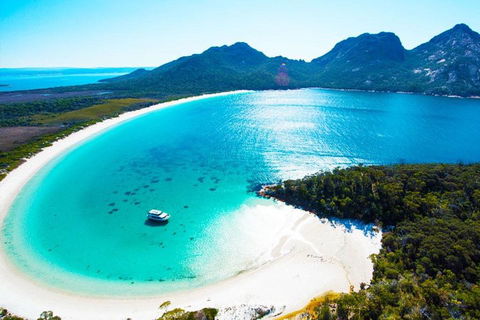 Wineglass Bay Private Charter Service - Mackay Tourism 2