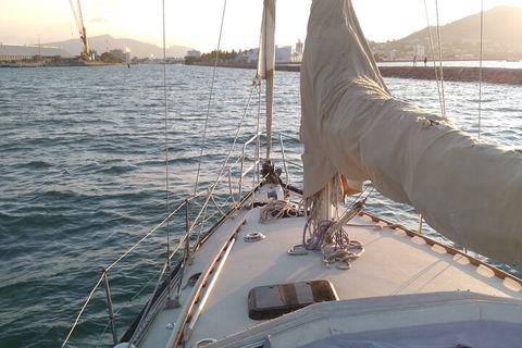 Townsville Small Group Sunset Sail Sailing Cruise Boat Tour Charter Hire - Mackay Tourism 4