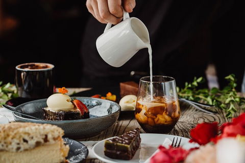 Adelaide Hills Food, Wine, Cheese, & Chocolate - Private Day Tour - Mackay Tourism 5
