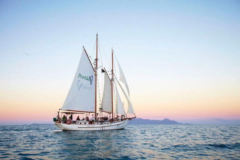 Fly & Sail Package (With Providence) - Mackay Tourism 1