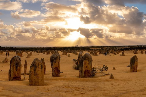 Half Day Pinnacles Sunset Tour - Mackay Tourism 0