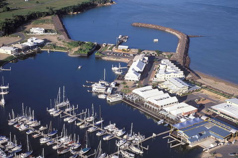 Darwin Hop-on Hop-off Bus Tour - Mackay Tourism 4