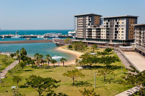 Darwin Hop-on Hop-off Bus Tour - Mackay Tourism 5
