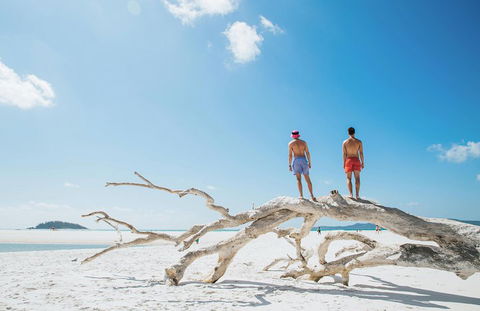 Whitehaven Beach And Hill Inlet Chill And Grill - Mackay Tourism 5