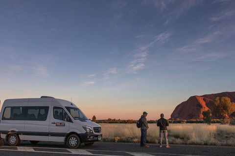 Highlights Of Uluru Including Sunrise And Breakfast - Mackay Tourism 2