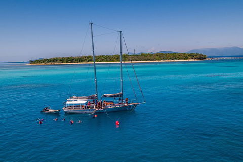 Ocean Free Green Island & Great Barrier Reef Snorkel Cruise, Cairns 25 Guests - Mackay Tourism 0