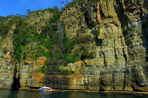 Tasman Island Cruises And Port Arthur Historic Site Day Tour From Hobart - Mackay Tourism 5