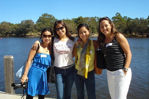 1/2 Day Swan Valley Wine Cheese & Chocolate Tour Inc Afternoon Cruise To Perth - Mackay Tourism 2