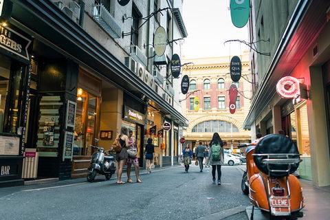 Melbourne Laneways And Waterways - Mackay Tourism 3
