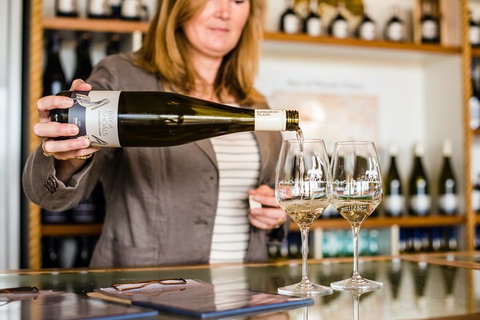 Heritage, Wine & Gin Tours - Mackay Tourism 1