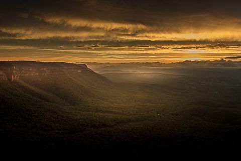 Blue Mountains Small Group Tour Enjoy A Sleep In, Waterfalls, Sunset & Dinner - Mackay Tourism 3