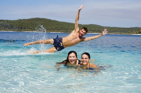 Pippies 3 Days 2 Nights Fraser Island Tour - Mackay Tourism 0
