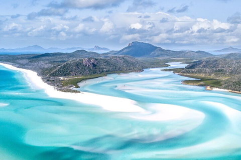 4 Day & 3 Night Whitsunday Islands & Outer Reef Sailing Adventure On Condor - Mackay Tourism 5