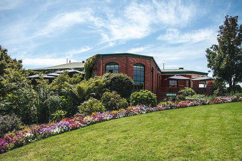 Yarra Valley Premium Tour Inc Lunch And Cheese And Wine Pairing At De Bortoli - Mackay Tourism 3
