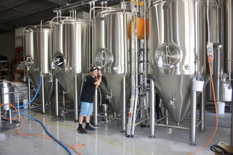 Hipster Sipster Brewery And Distillery Tour - Mackay Tourism 1