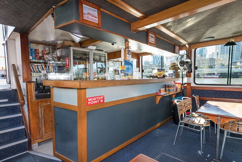 90min Brisbane River Cruise/Tour - Mackay Tourism 4